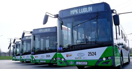 Koniec dostaw. 20 nowych przegubowych „hybryd” już gotowych do wyjazdu na ulice Lublina