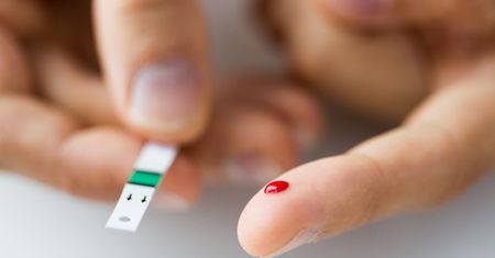 Dermatopatia cukrzycowa – przyczyny, objawy i leczenie