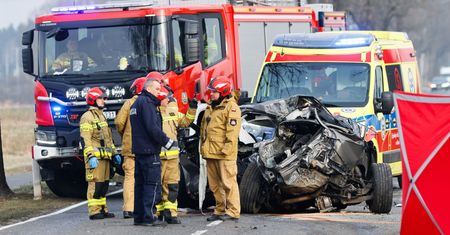 Tragiczny wypadek w Wielkopolsce. Nie żyją dwie osoby