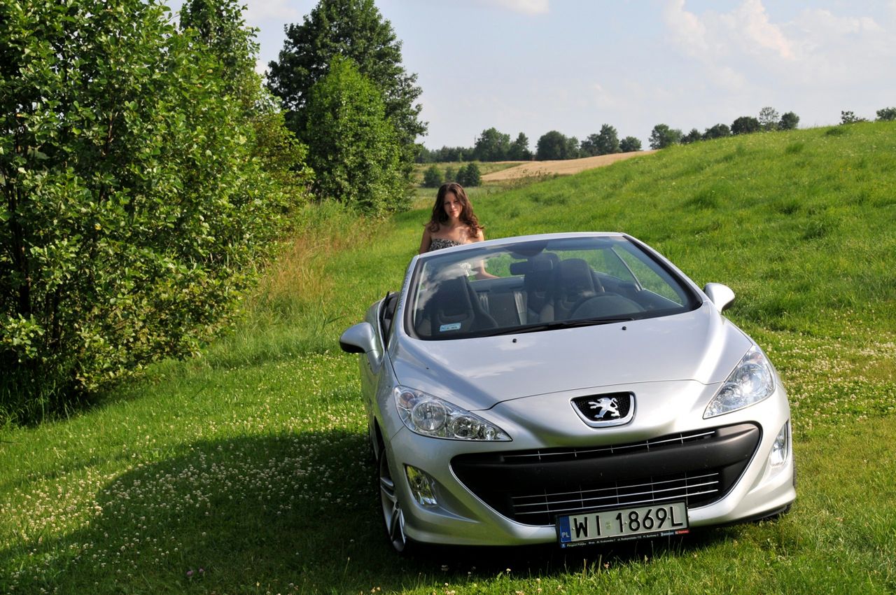 Peugeot 308 CC - najbardziej gadżeciarski samochód roku? 30