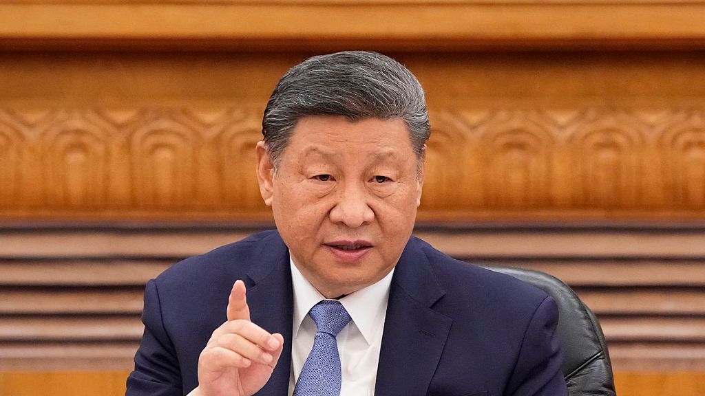 Chinese President Xi Jinping Hosts Meeting With Global Business Leaders
BEIJING, CHINA - MARCH 28: Chinese President Xi Jinping speaks during an international business meeting at The Great Hall Of The People on March 28, 2025 in Beijing, China. Chinese President Xi Jinping hosted the meeting with CEOs from global companies that participated in the China Development Forum held earlier this week. China is aiming to boost ties with global companies as the Trump administration continues imposing tariffs. (Photo by Ken Ishii - Pool/Getty Images)
Pool