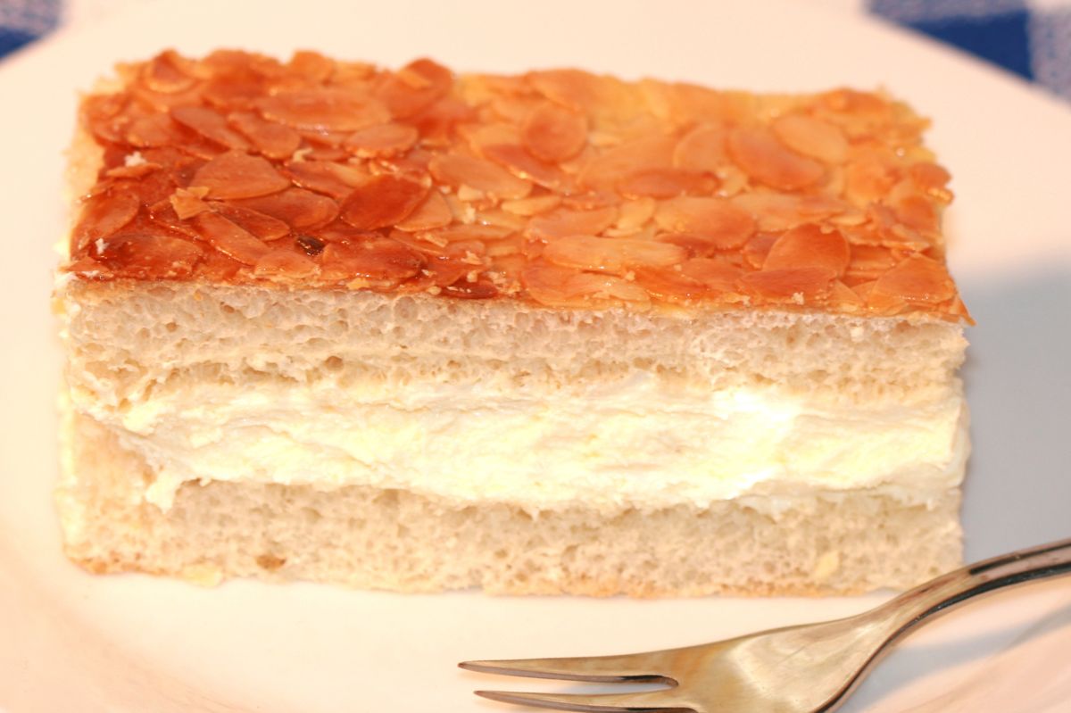 Unscheinbares Dessert: Pudding-Hefekuchen überrascht Gaumen