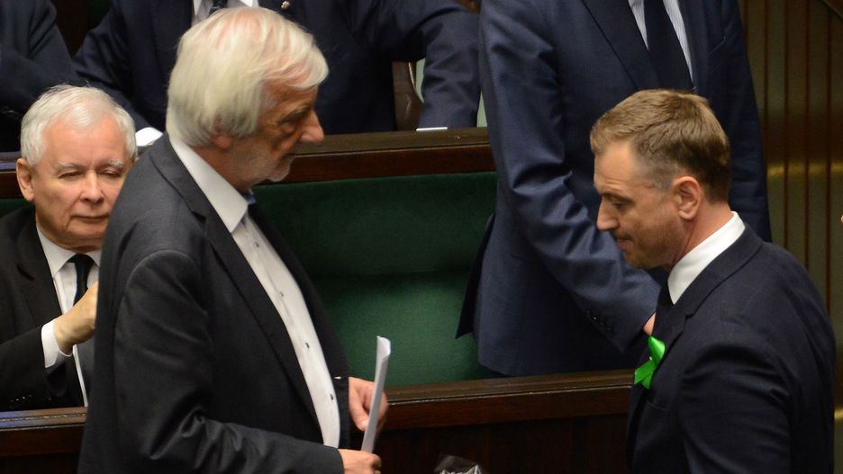 Nitras z ofertą dla Terleckiego. "Siadaj pajacu" i "wyciągnięta dłoń" 