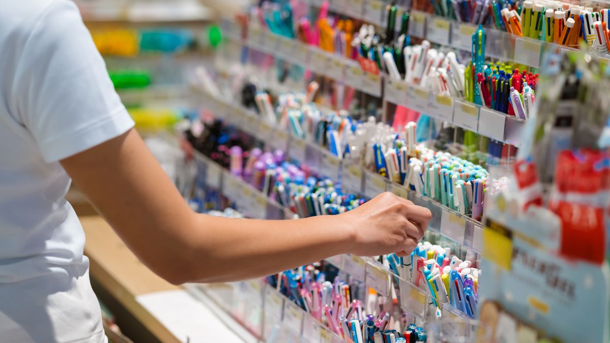 Zamyka się kultowy sklep papierniczy