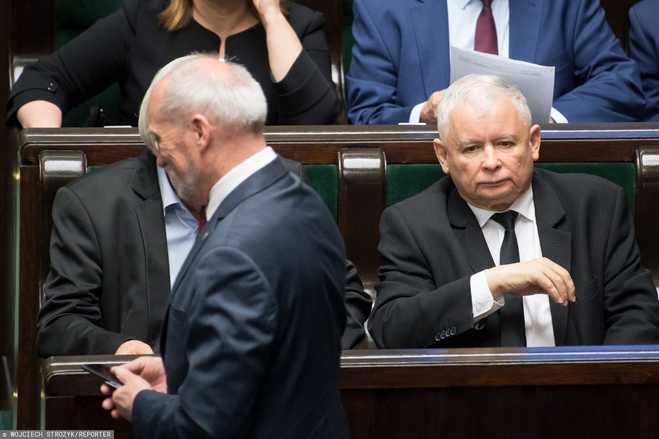 Antoni Macierewicz i Jarosław Kaczyński w Sejmie