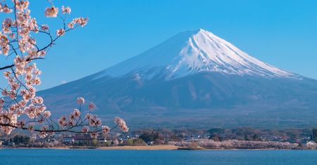 Japonia na wyciągnięcie ręki. Od neonów Tokio po góry Fudżi – ten plan podróży robi wrażenie!