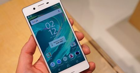 Android 7.0 Nougat na dwóch kolejnych smartfonach Sony