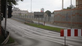 Estakada w Chorzowie w fatalnym stanie. Specjaliści orzekli, że zagraża życiu i zdrowiu kierowców i pieszych. Oto szczegóły ekspertyzy