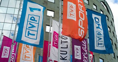 Kłopoty dwóch dziennikarzy TVP. Jest pozew
