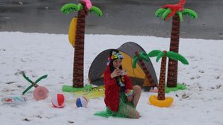 Gniezno: Królewskie Morsy zorganizowały Summer Party na przekór pogodzie