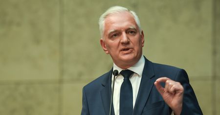 Wybory prezydenckie 2020. Jarosław Gowin zdziwiony słowami Beaty Szydło. "Możemy się zgadzać lub nie"