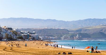 Nowe przepisy na plażach europejskiej wyspy. Kary do 3 tys. euro