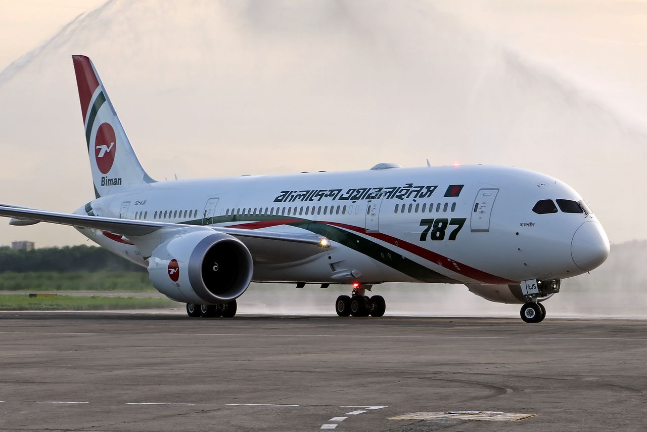 Boeing 787, zdjęcie z grupy Plane Spotters Bangladesh (Shadman Samee / Flickr)