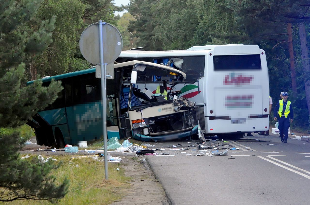 Dźwirzyno. Wypadek dwóch autokarów i busa. Prokuratura wszczyna śledztwo