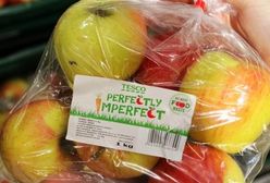 Tesco organizuje akcję "krzywa marchewka". Brzydkie warzywa i owoce kupisz taniej