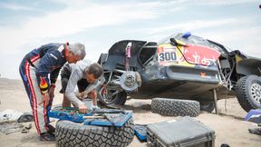 Dakar 2019. Carlos Sainz ma pretensje po wypadku. "Książka nawigacyjna to jakaś tragedia"