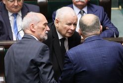 Macierewicz reaguje na likwidację podkomisji. "To bezprawie"