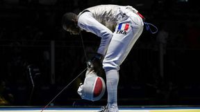 Rio 2016: kuriozalna scena na planszy. Szermierzowi wypadł ze stroju... telefon