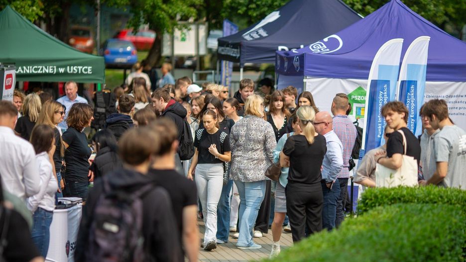 Plenerowe Targi Pracy i Kariery „„Zaplanuj swoją przyszłość” w Słupsku.