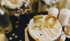 Jaki prezent wybrać na 50. urodziny? Propozycje wyjątkowych przeżyć