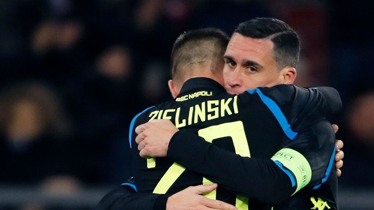 Materiały prasowe / Jose Callejon i Piotr Zieliński w czasie meczu SSC Napoli