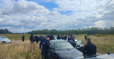 Kibole szykowali się do ustawki. Powstrzymała ich policja