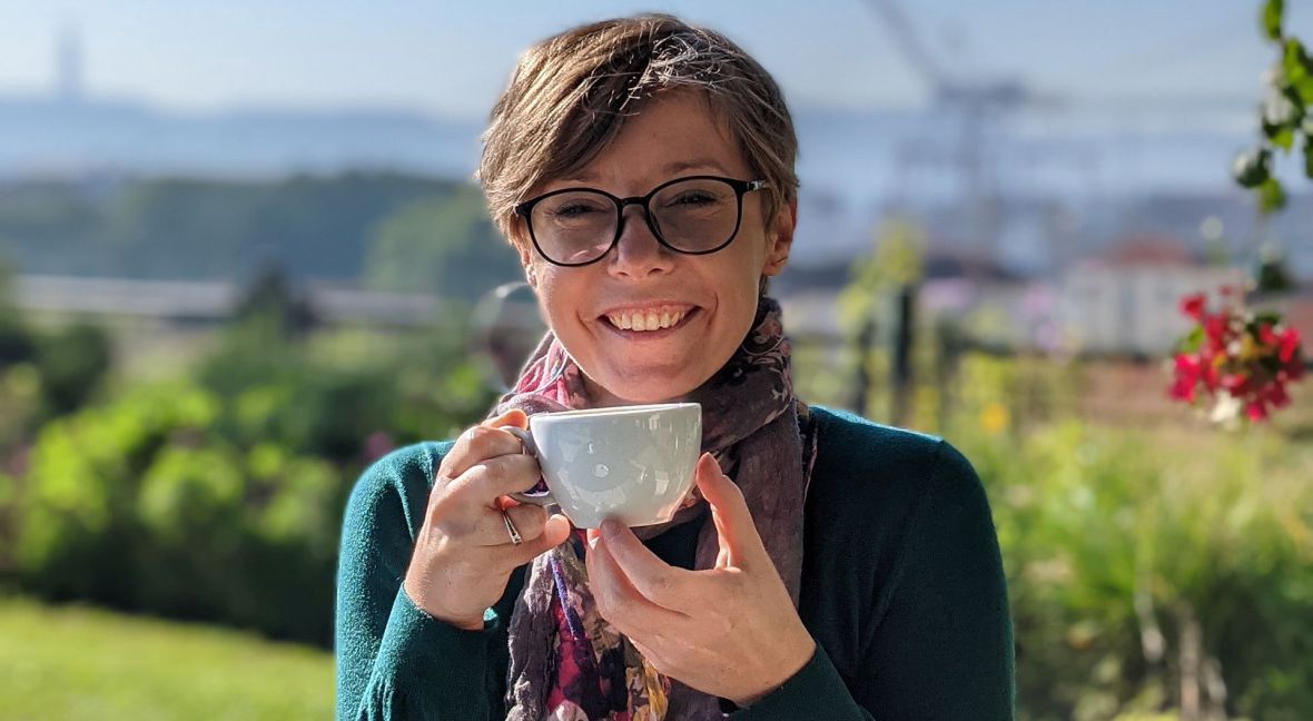 Joanna: "Wietnam, Polska, Niemcy, Iran, Maroko, kilkakrotnie Tajlandia, obecnie Portugalia. Wszędzie średnio jestem po parę miesięcy"