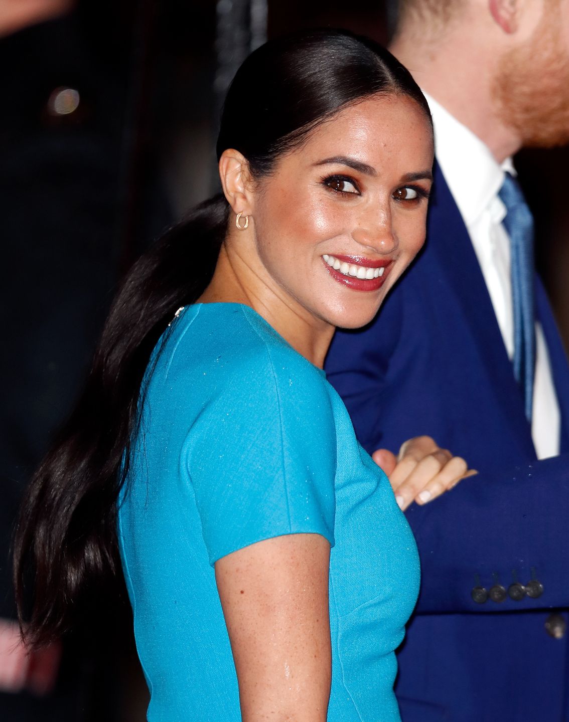 Meghan Markle planuje imprezę z okazji 40. urodzin! "Harry zamówił ciasto z LOKALNEJ CUKIERNI"