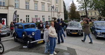 Radom: Wystawa motoryzacyjna na Placu Corazziego