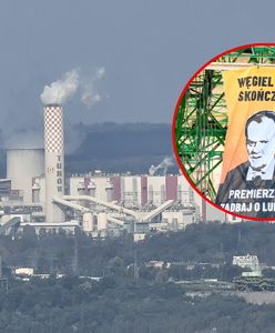 Baner z Tuskiem na koparce. Na miejscu policyjni negocjatorzy