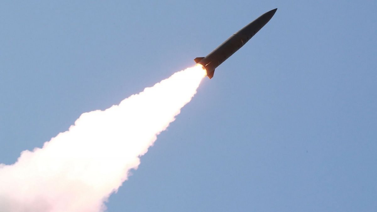 arch35
This May 9, 2019 picture released from North Korea's official Korean Central News Agency (KCNA) on May 10, 2019 shows a rocket firing during the strike drill of defence units of the Korean People's Army (KPA) in the forefront area and on the western front of North Korea. (Photo by KCNA VIA KNS / various sources / AFP) / South Korea OUT / ---EDITORS NOTE--- RESTRICTED TO EDITORIAL USE - MANDATORY CREDIT "AFP PHOTO/KCNA VIA KNS" - NO MARKETING NO ADVERTISING CAMPAIGNS - DISTRIBUTED AS A SERVICE TO CLIENTS / THIS PICTURE WAS MADE AVAILABLE BY A THIRD PARTY. AFP CAN NOT INDEPENDENTLY VERIFY THE AUTHENTICITY, LOCATION, DATE AND CONTENT OF THIS IMAGE --- /
KCNA VIA KNS