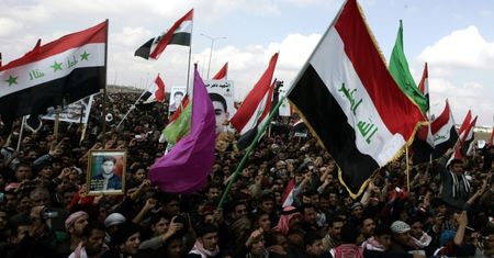 Irak: dziesiątki tysięcy sunnitów demonstrowały przeciwko rządowi