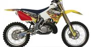 Nowy cross Suzuki