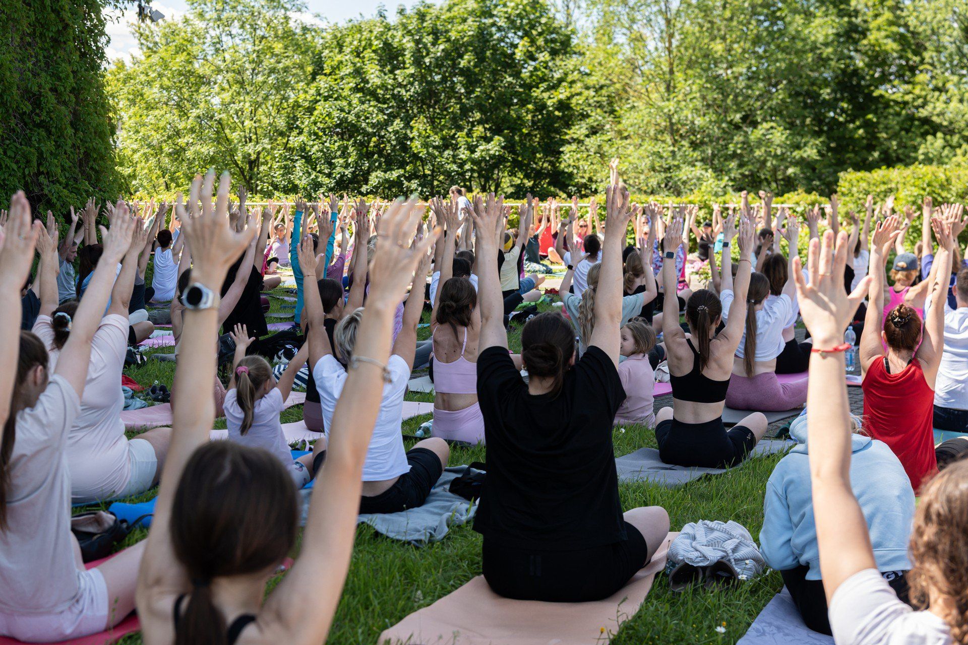 Joga na tarasie opery
