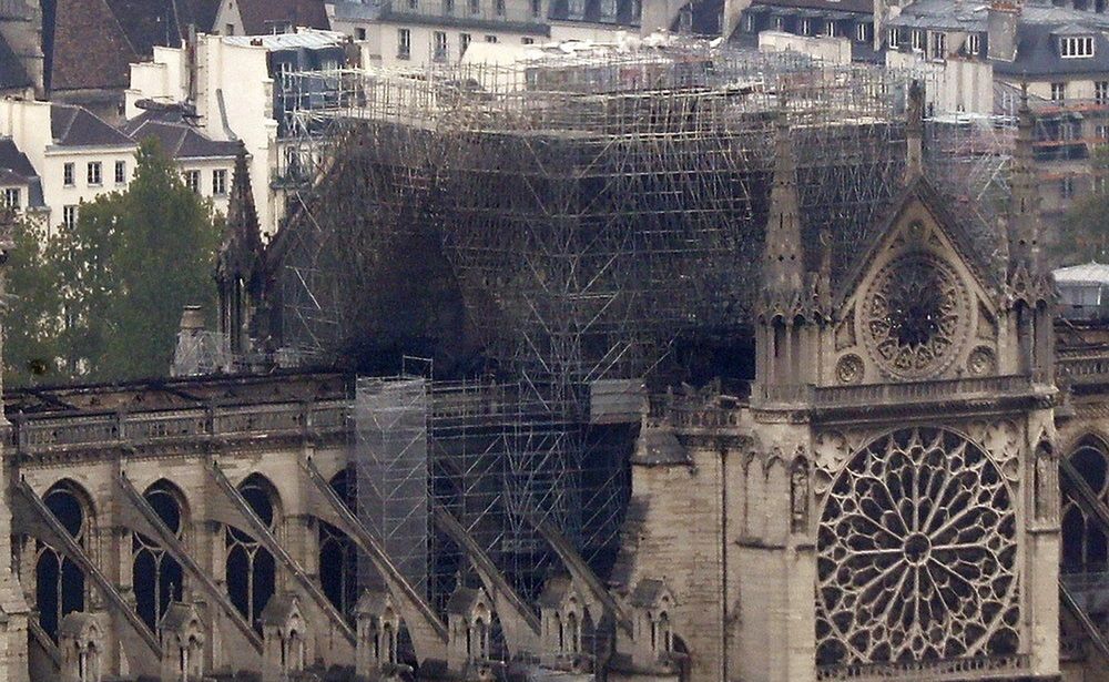 Nowe zagrożenie dla Notre Dame. Upały mogą naruszyć jej konstrukcję