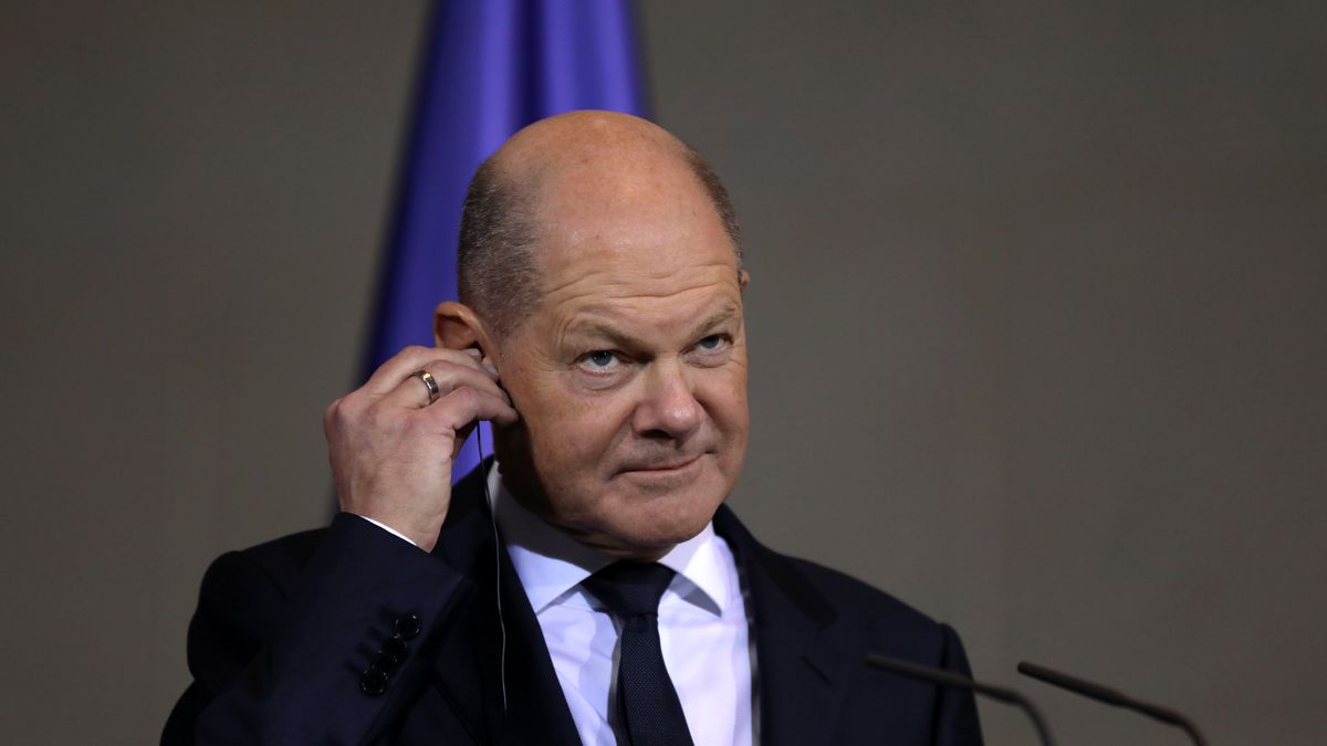 BERLIN, GERMANY - JANUARY 24: German Chancellor Olaf Scholz speaks to the media before talks at the Chancellery on January 24, 2024 in Berlin, Germany. This is Fico's first trip to Berlin since becoming prime minister late last year. Fico is at odds with many E.U. leaders over a number of issues, including immigration and military support for Ukraine. He has also sought to strengthen Slovakia's ties to Russia and praised the nationalism of Hungarian Prime Minister Viktor Orban. (Photo by Maryam Majd/Getty Images) (Photo by Maryam Majd/Getty Images)