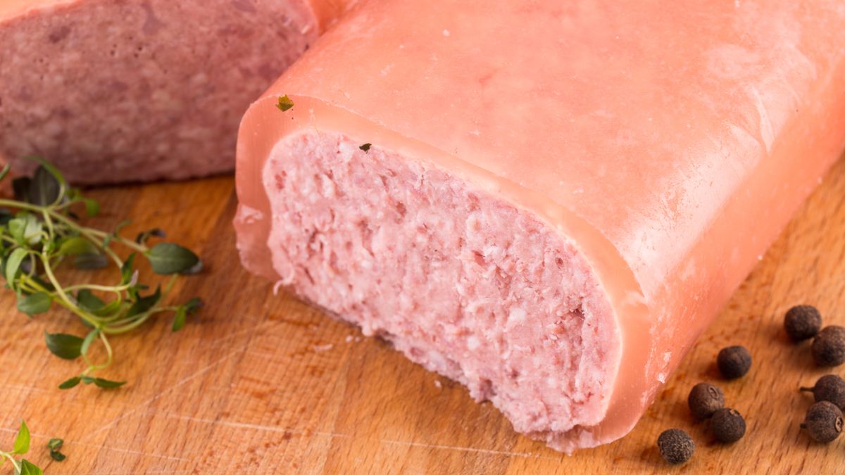 Mielonka z peklowanej wołowiny w galarecie