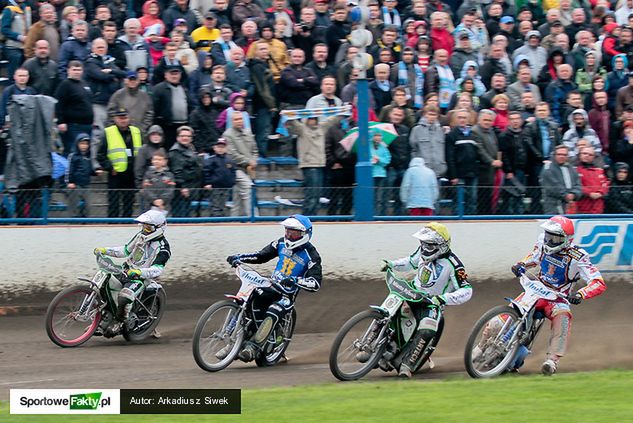 W ostatnim meczu Speedway Wandy z ROW-em Rybnik zwycięstwo rozstrzygnęło się w ostatnim biegu