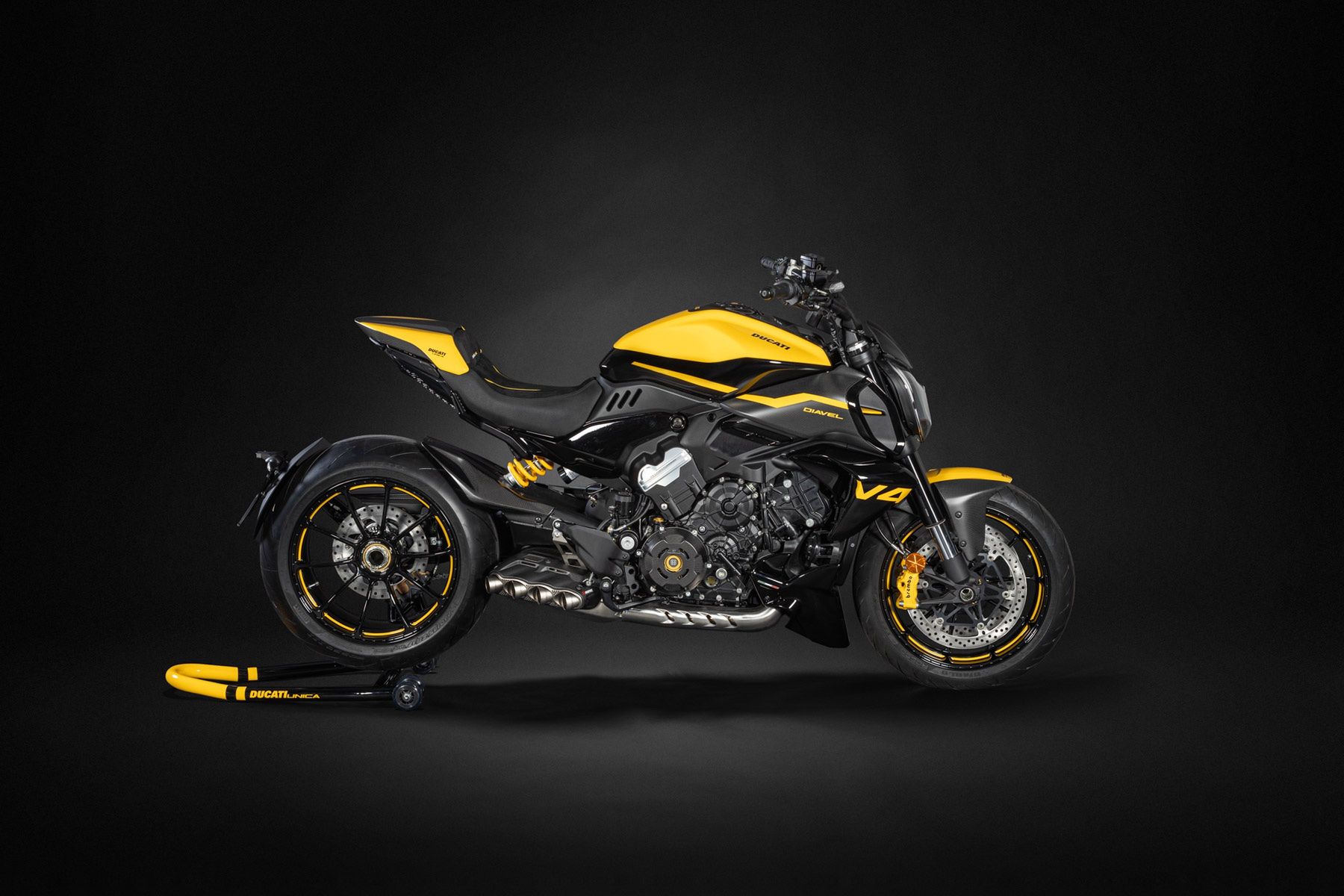 Ducati Diavel V4 Unica