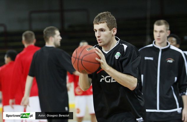 Jakub Karolak w meczu z Jeziorowcami pokazał się z bardzo dobrej strony
