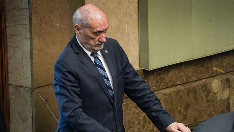 Antoni Macierewicz znów wraca do "wybuchu" Tupolewa