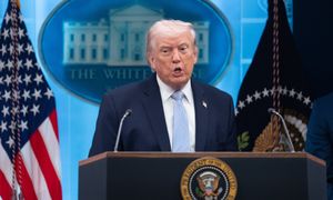 Trump ogłosił "oczyszczanie cieśniny Ormuz". Jest reakcja i groźba Iranu