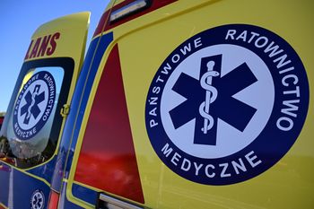 Osieczna: Smutna wiadomość ze szpitala. Nie żyje kobieta topiąca się w jeziorze Łoniewskim