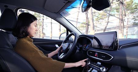 Hyundai Santa Fe – oto samochód z czytnikiem linii papilarnych