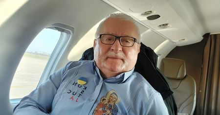 Wałęsa popiera Kamalę Harris. "Trump jest człowiekiem starej daty"