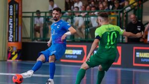 Futsal. Pierwsi półfinaliści. Mistrz jeszcze walczy