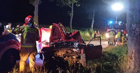 Śmiertelny wypadek pod Ciechanowem. Kierowca był pijany