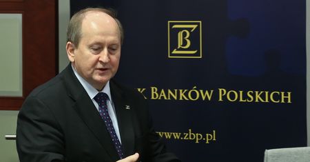 Kredyt we frankach. Związek Banków Polskich przedstawia propozycję pomocy. Frankowicze na to...