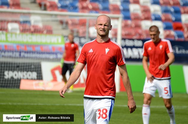 Bartosz Iwan ma wzmocnić ofensywę GKS-u Katowice