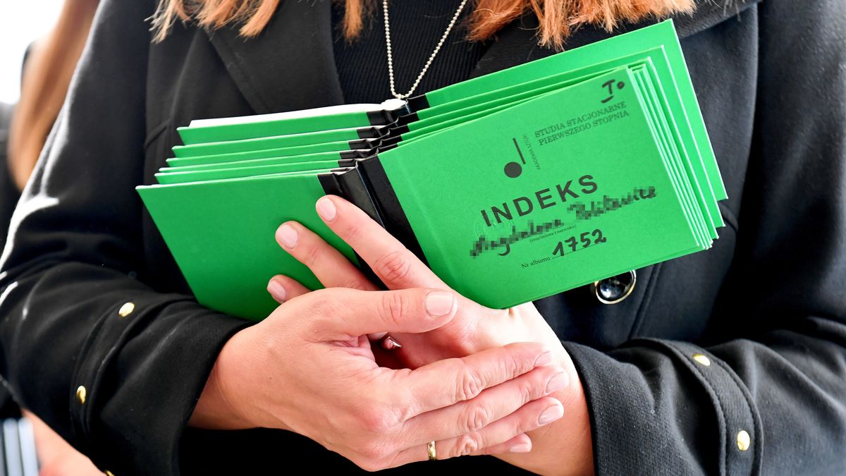 inauguracja
Szczecin, 09.10.2018. Inauguracja roku akademickiego Akademii Sztuki w Szczecinie, 9 bm. (cat) PAP/Marcin Bielecki
Marcin Bielecki
2018 2019, 2018/2019, akademia sztuki, akademickiego, edukacja, inauguracja, indeks indeksy, minister, nauka, nauki, polityk polityka, rok akademicki, roku, studenci, szkolnictwa wy�szego, szkolnictwo wy�sze, uczelnia, uniwersytet, wicepremier, wy�sza